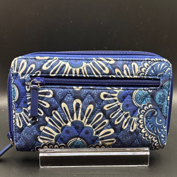 Vera Bradley Blue and White Patterned Wallet RFID - Picture 3 of 7